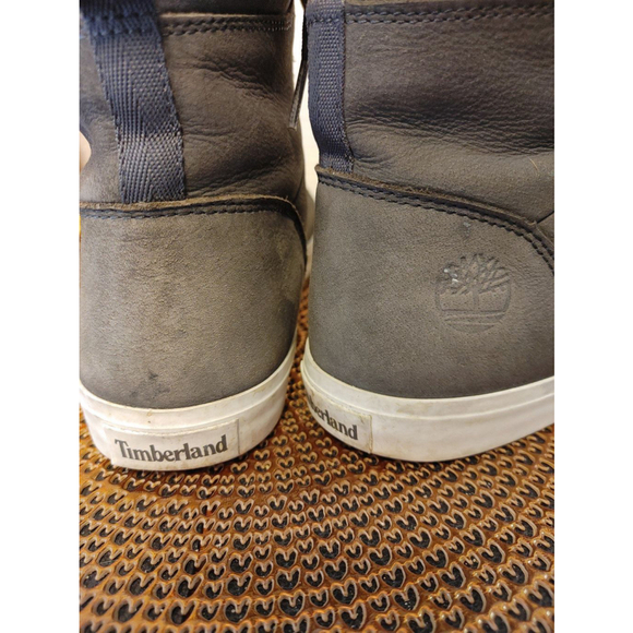 Timberland Size 9 - Picture 5 of 6